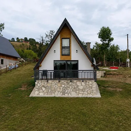 Altura A-frame, Pale